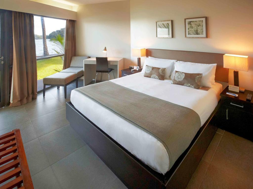 Novotel Suva Lami Bay Екстер'єр фото