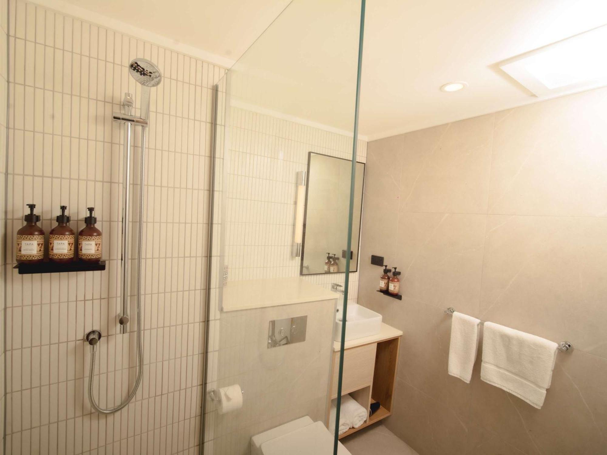 Novotel Suva Lami Bay Екстер'єр фото